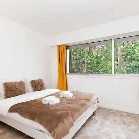 Apartament At Montfleury Yourhosthelper *