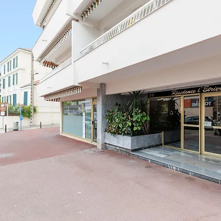 At Montfleury Yourhosthelper * Cannes